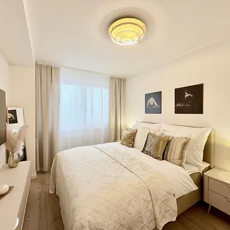 شقة Modern One-bedroom Near Centre كَشّا