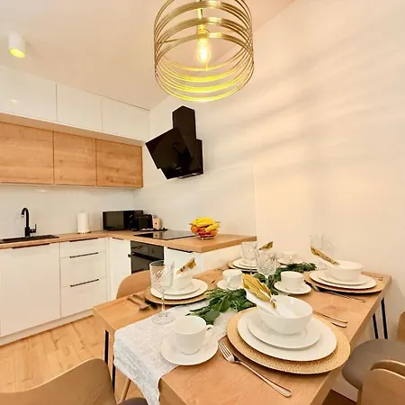 Lejlighed Modern One-bedroom Near Centre *