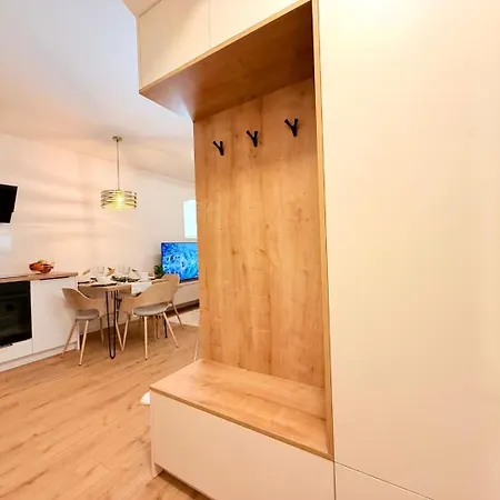 شقة Modern One-bedroom Near Centre